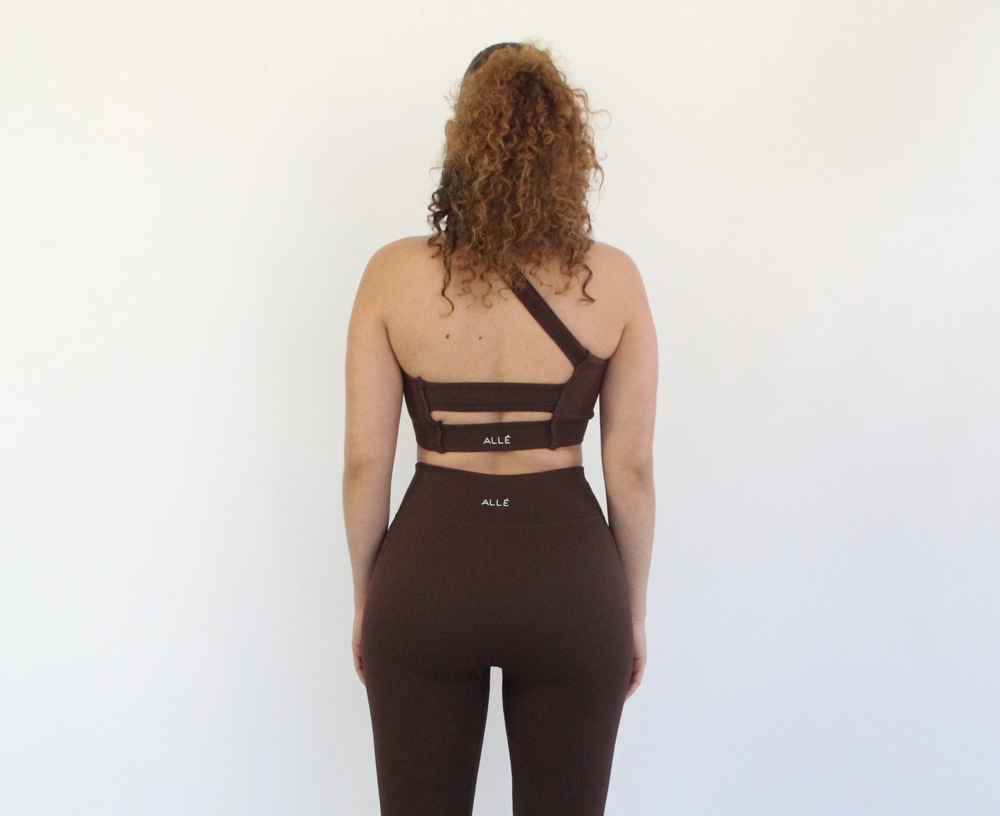 One shoulder set